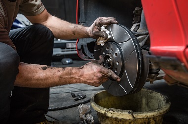 Is Your Vehicle in Need of Brake Repair? Here’s How to Tell
